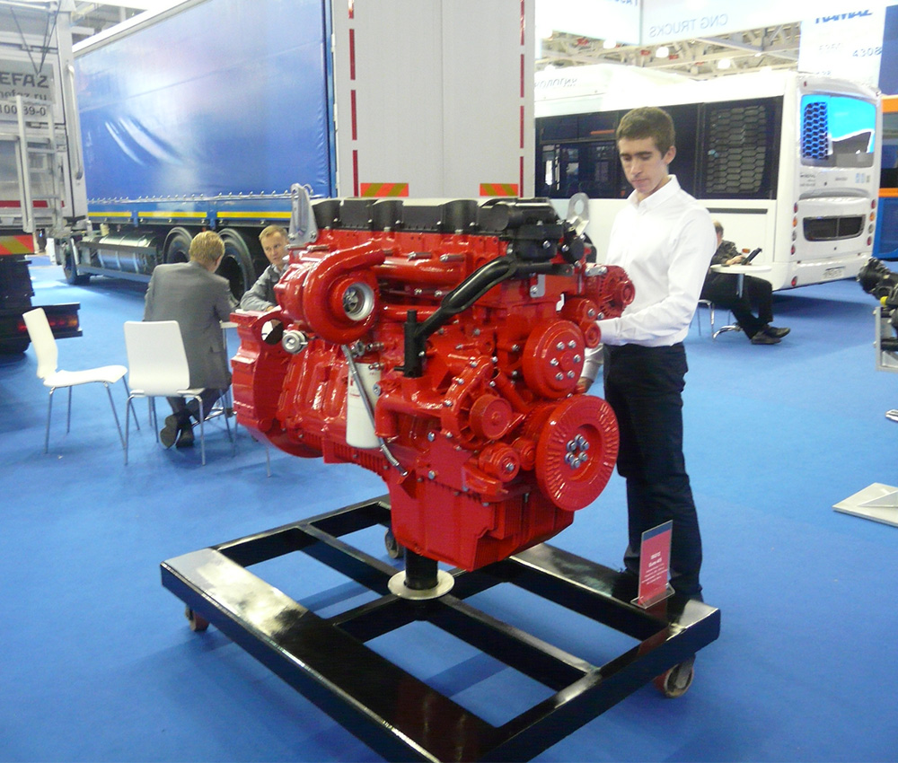 Comtrans 2015 engine Cummens ISG 12 